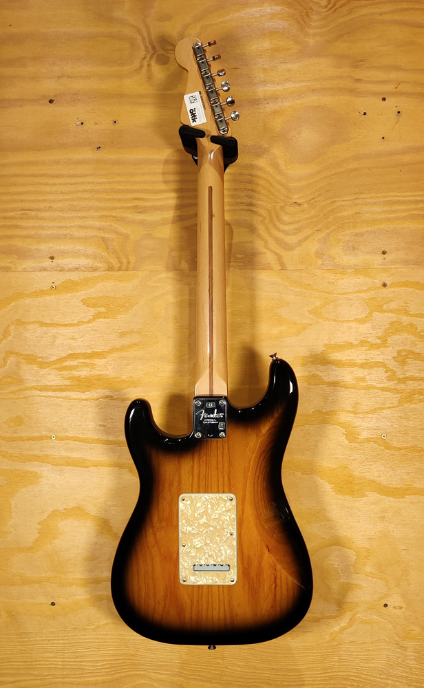 Fender Buddy Guy USA Stratocaster Electric Guitar in Sunburst '06 - Preloved