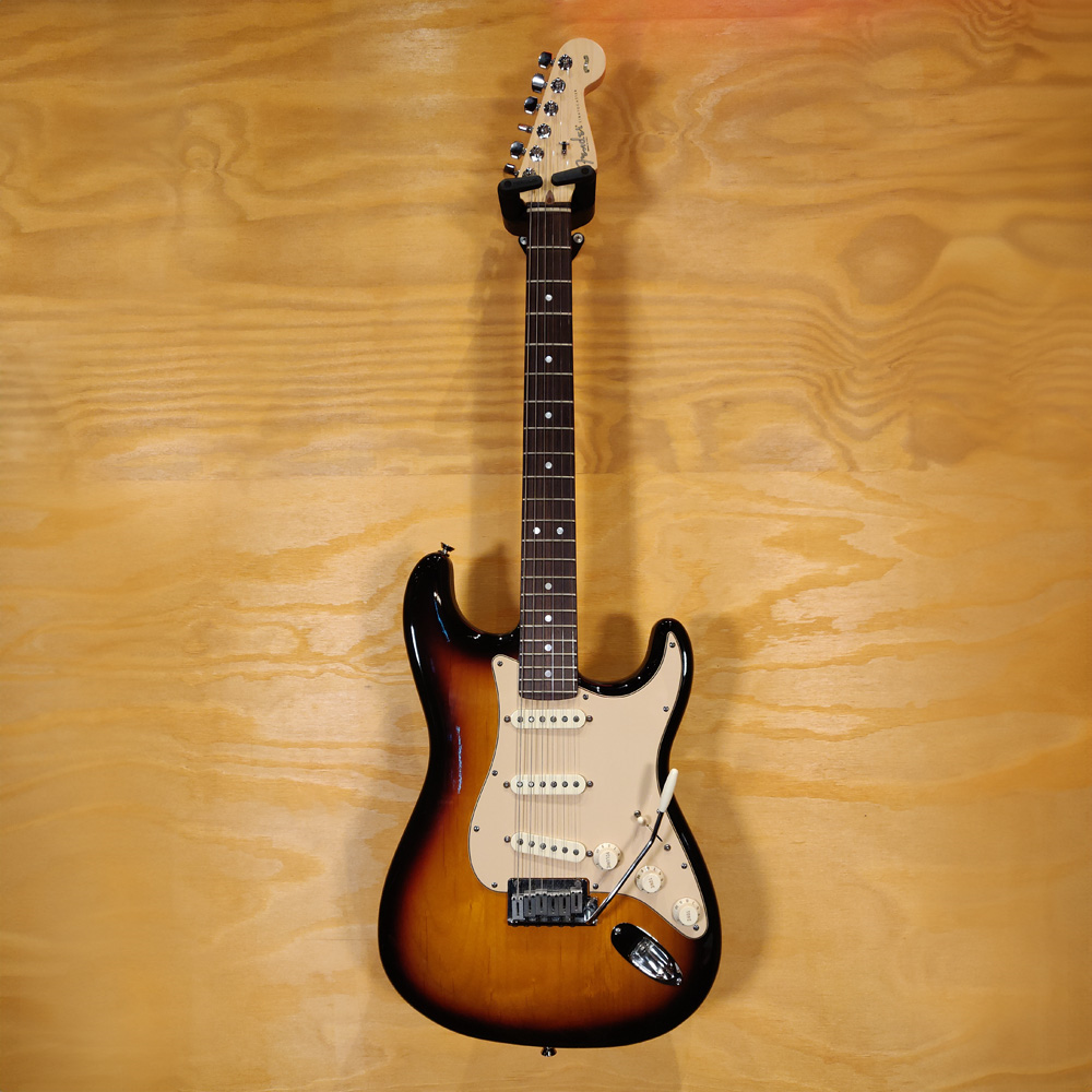 Fender 2006 60th Anniversary American Stratocaster Electric Guitar in 3-Colour Sunburst - Preloved (Mint Condition)