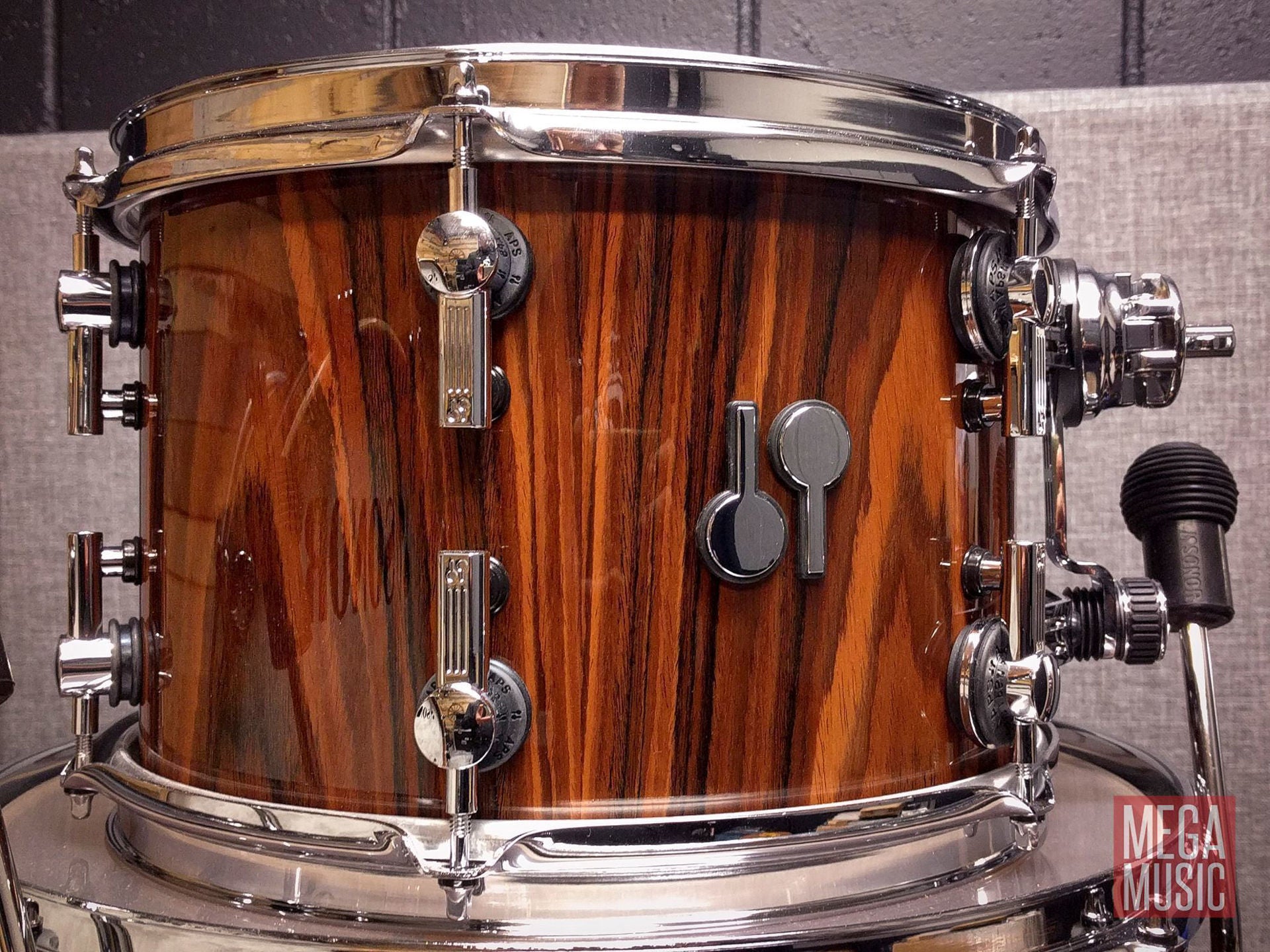 Sonor SQ2 Rosewood Gloss 22-inch 3 Piece Shell Pack Drum Kit