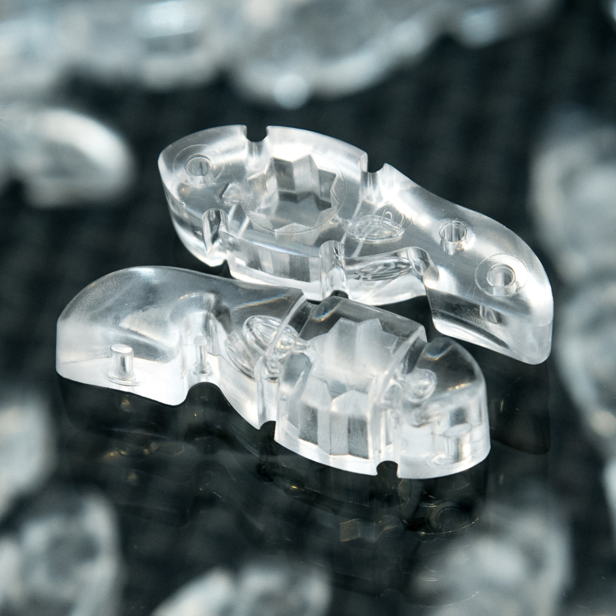 Tuner Fish Lug Locks Clear 4 Pack