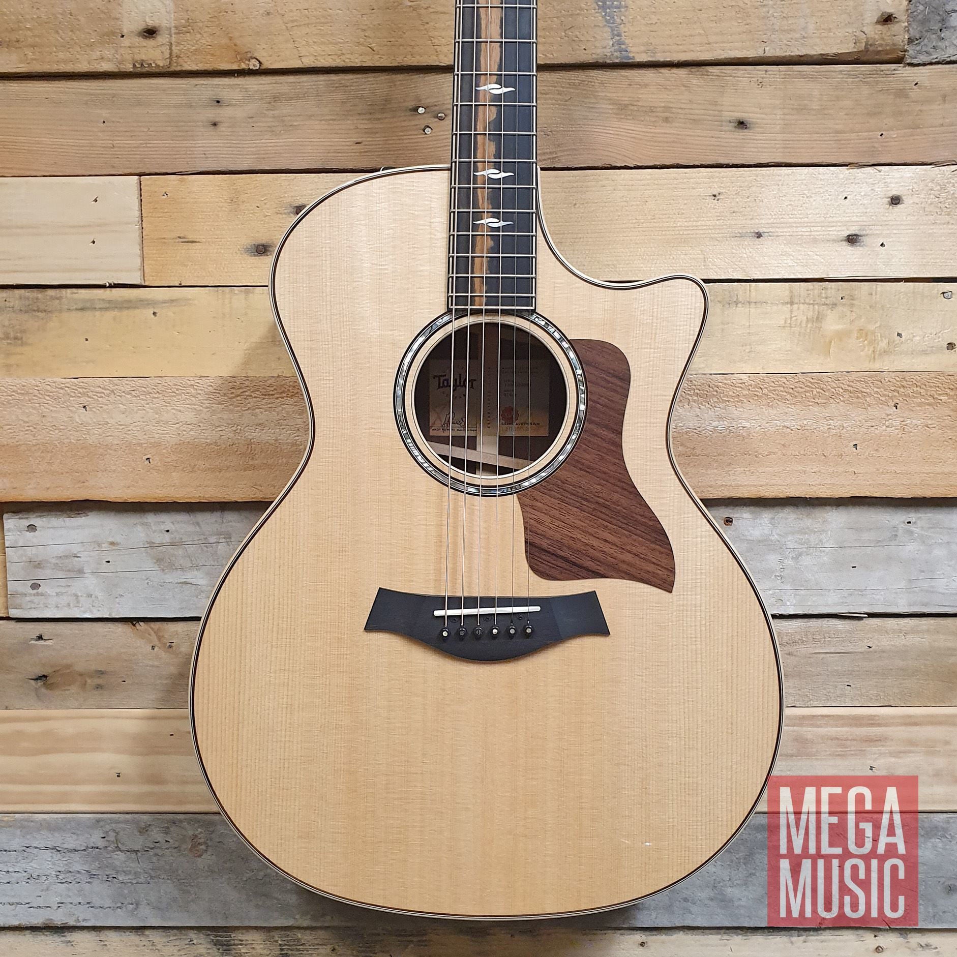Taylor 814ce Cutaway Acoustic Guitar with Pickup - Spruce/Rosewood