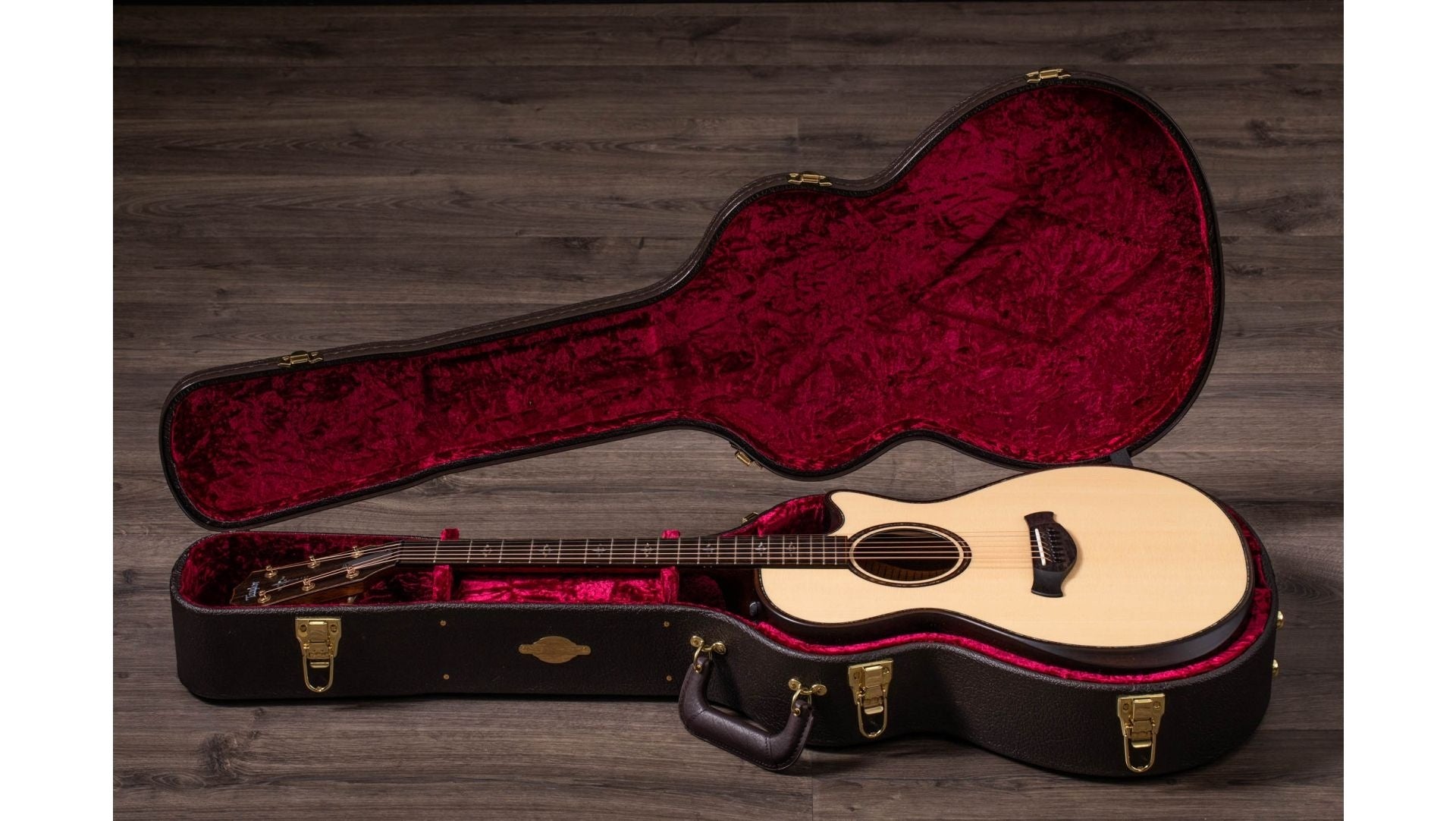 Taylor 912ce Cutaway Acoustic Guitar with Pickup in Spruce/Rosewood