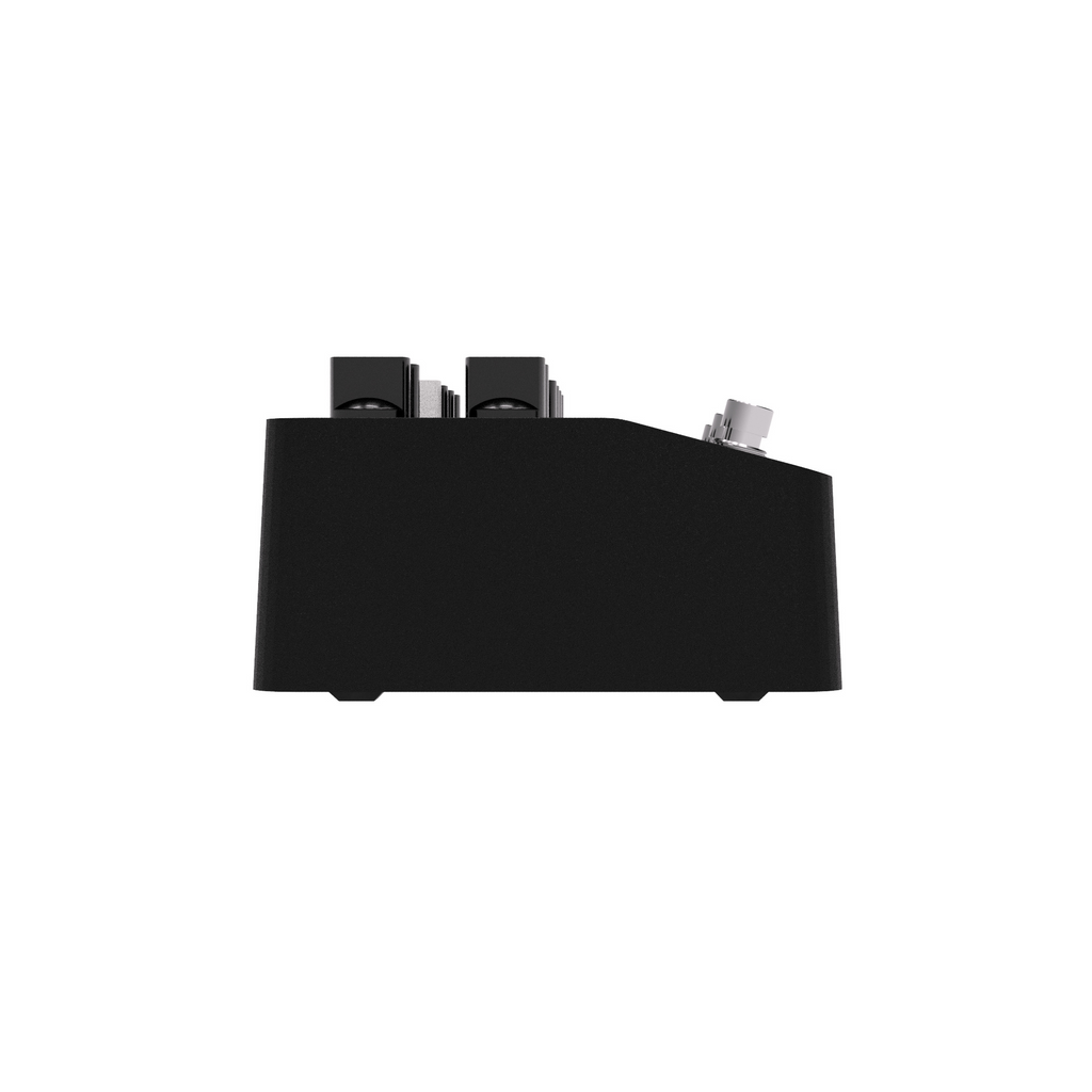 Two Notes Revolt guitar amplifier with three-channel pedal format, featuring control knobs and input/output jacks.