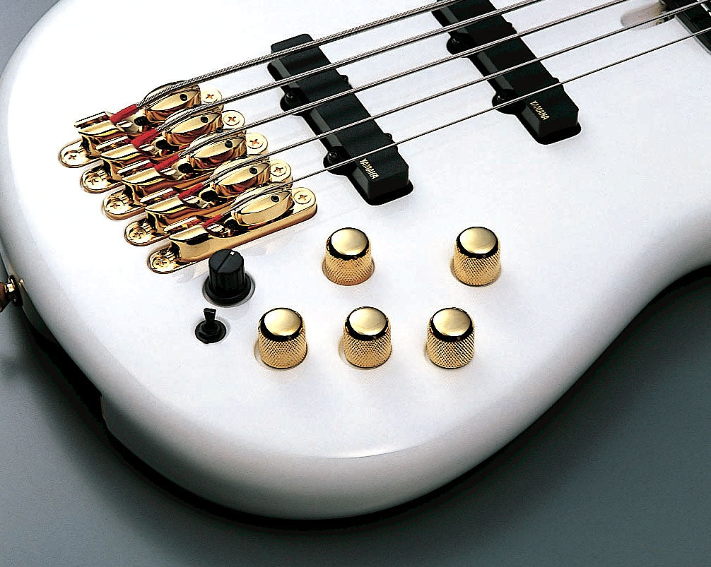 Yamaha Nathan East Signature Bass White