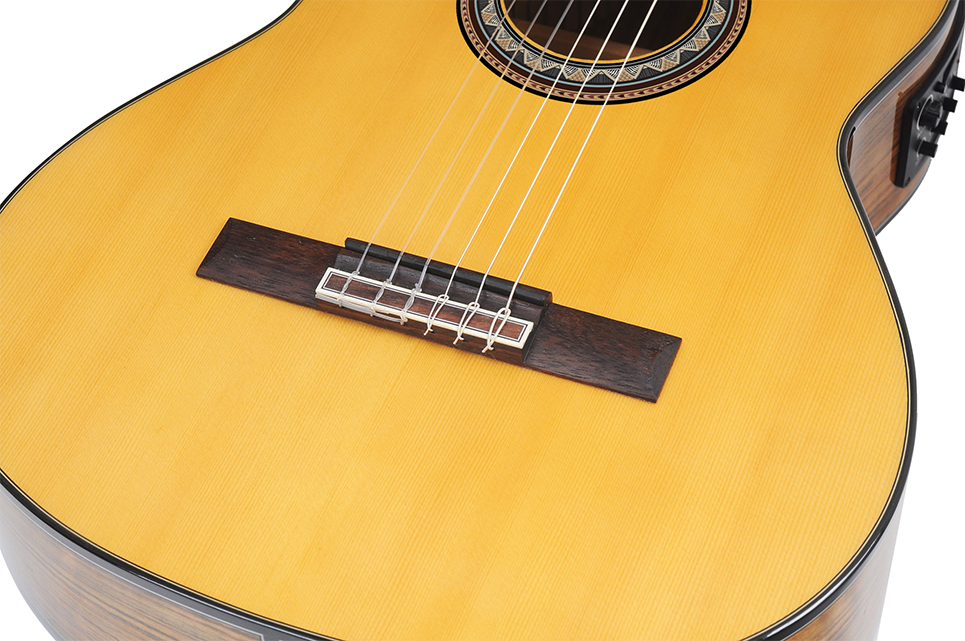 Valencia VC564CEL Full Size Left Hand Classical Guitar with Pickup in  Natural High Gloss