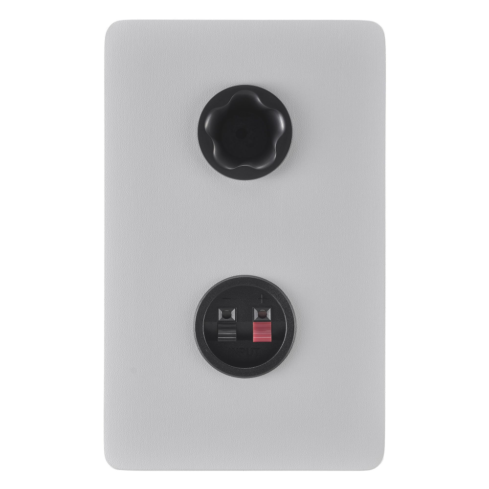 Yamaha HS4 4.5 Compact 2-Way Powered Studio Monitors in White