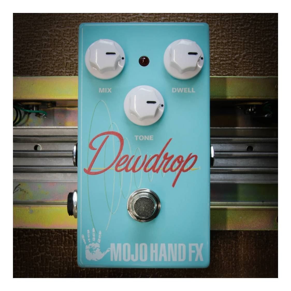 Mojo Hand FX Dewdrop Effects Pedal