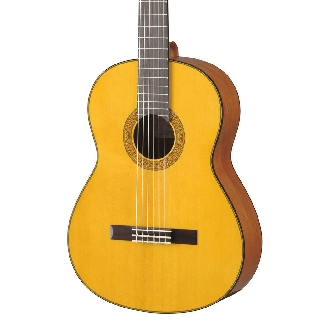 Yamaha CG142S Full-Size Classical Guitar with Solid Spruce Top in Natural