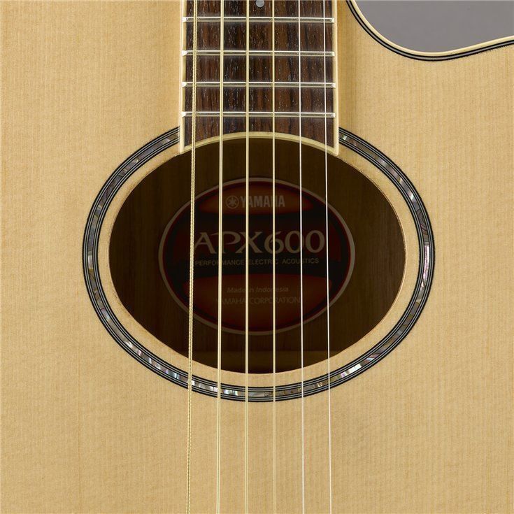 Yamaha APX600 Thinline Acoustic Guitar with Pickup - Natural