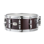 Yamaha Absolute Hybrid Maple 14x6 inch snare drum in classic walnut finish showcasing its elegant design and craftsmanship.