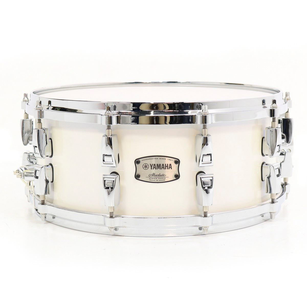 Yamaha Absolute Hybrid Maple 14 x 6 inch Snare Drum in Polar White