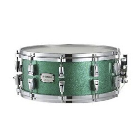 Yamaha Absolute Hybrid Maple 14 x 6 inch Snare Drum in Jade Green Sparkle