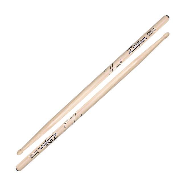 Zildjian Hickory 5A Anti-Vibe drumsticks with wooden finish and grip, designed for drummers' comfort and performance