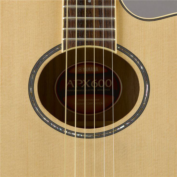 Yamaha APX600 Thinline Acoustic Guitar with Pickup - Natural